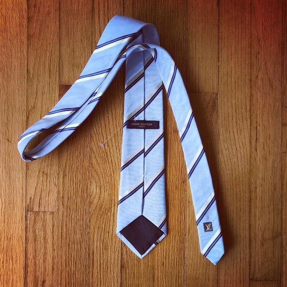 Louis Vuitton LV silk tie New with Flaw - Picture 6 of 9